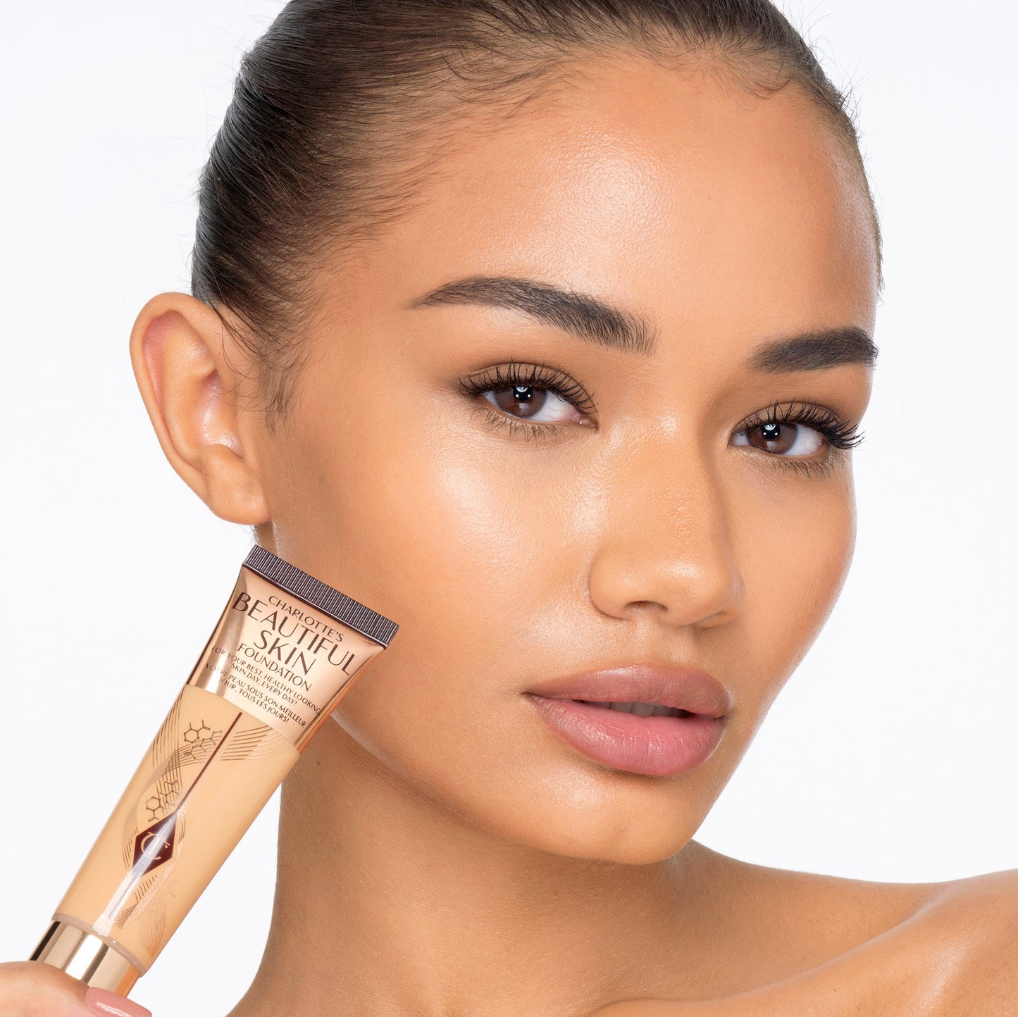 Charlotte Tilbury Beautiful Skin Foundation - 8 Warm