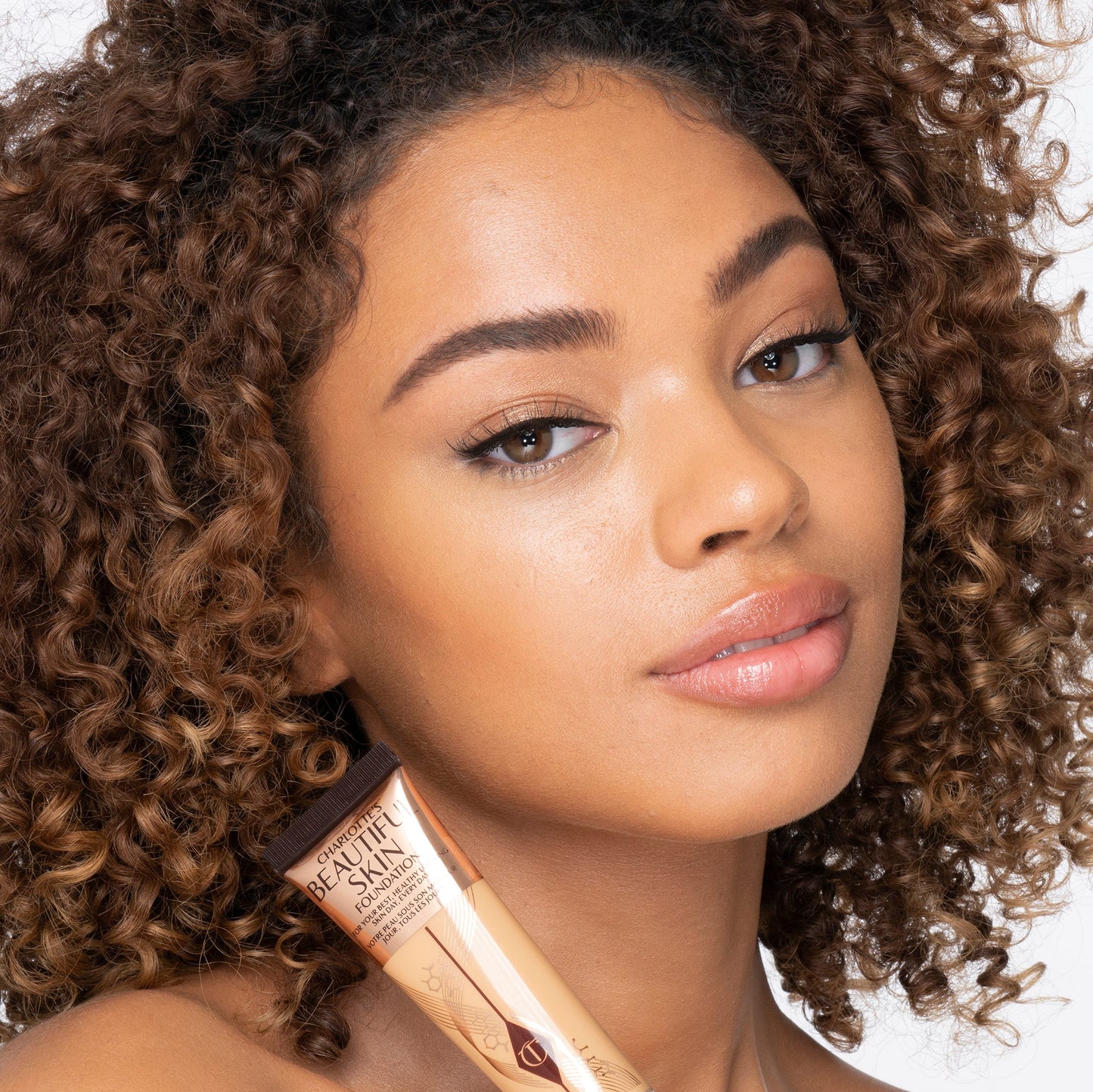 Charlotte Tilbury Beautiful Skin Foundation - 9 Neutral