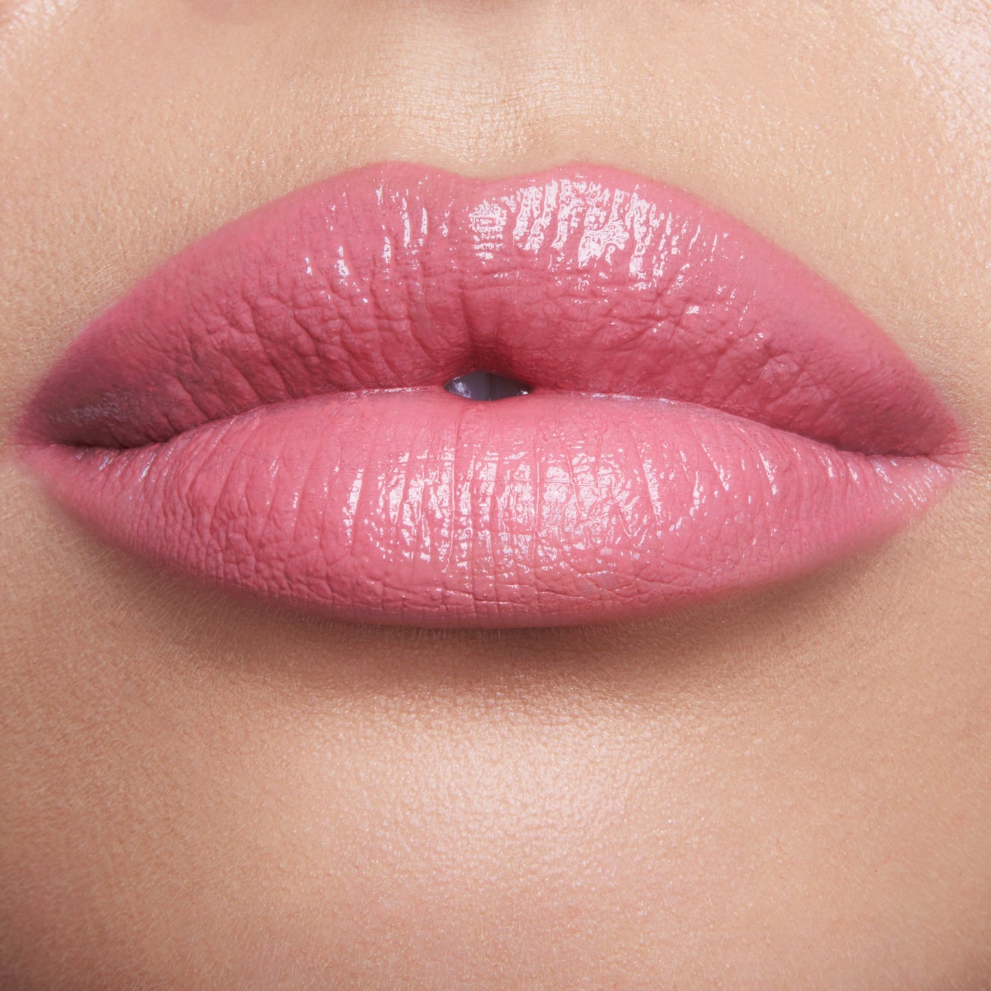 Charlotte Tilbury Hollywood Beauty Icon K.I.S.S.I.N.G - Red Carpet Pink