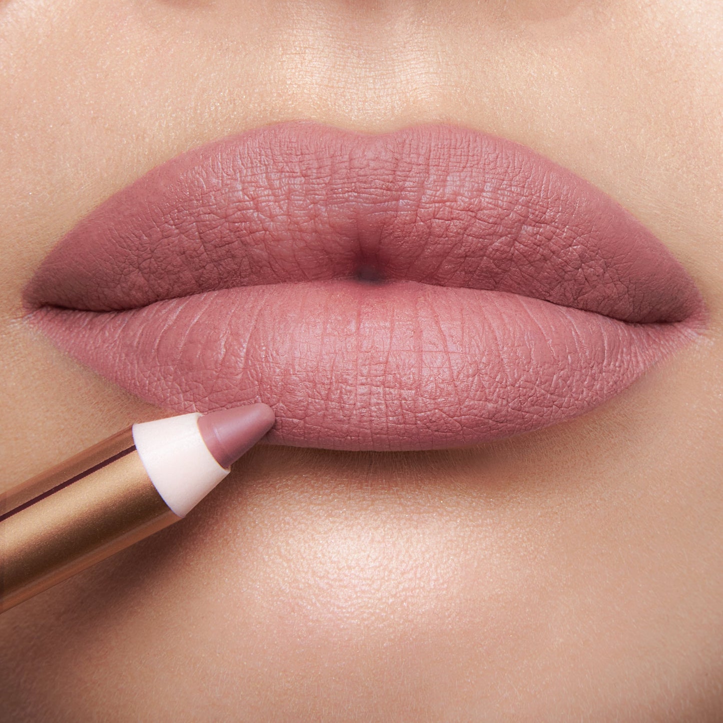 Charlotte Tilbury Lip Cheat - Pillow Talk Fair