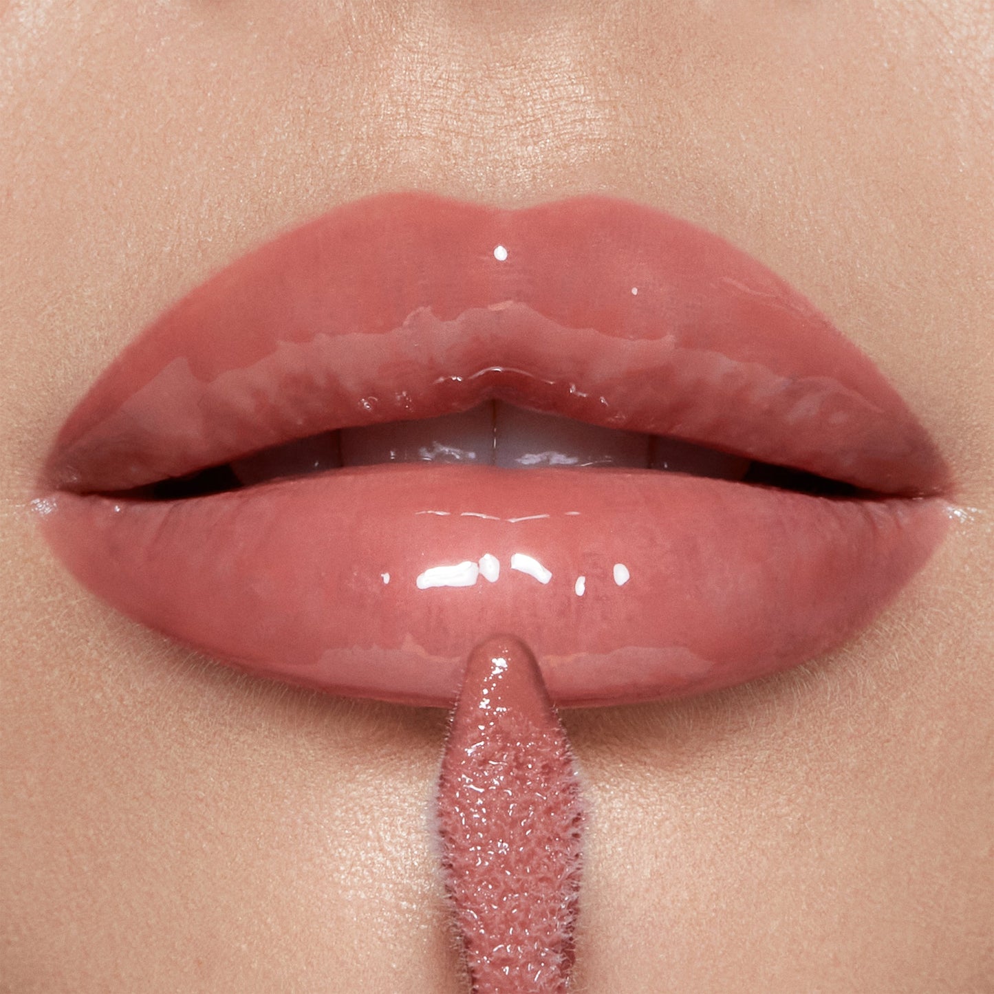 Charlotte Tilbury Pillow Talk Lip Plump - Fair/Medium