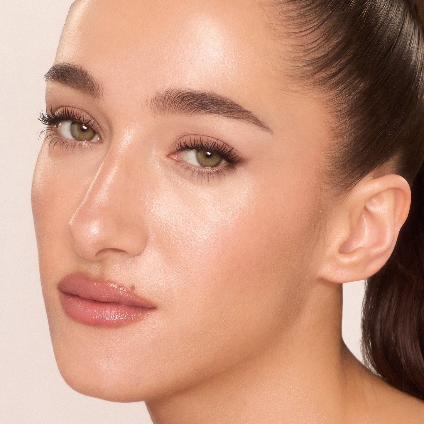 Charlotte Tilbury Unreal Skin Sheer Glow Tint - 4 Fair