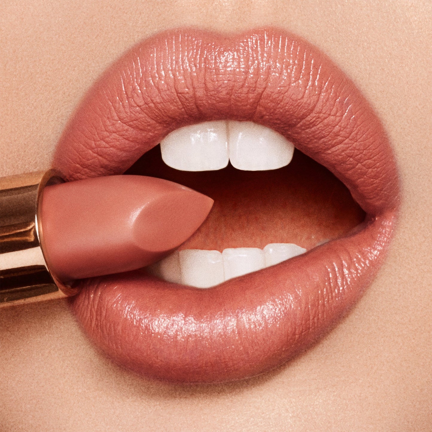 Charlotte Tilbury K.I.S.S.I.N.G - Stoned Rose