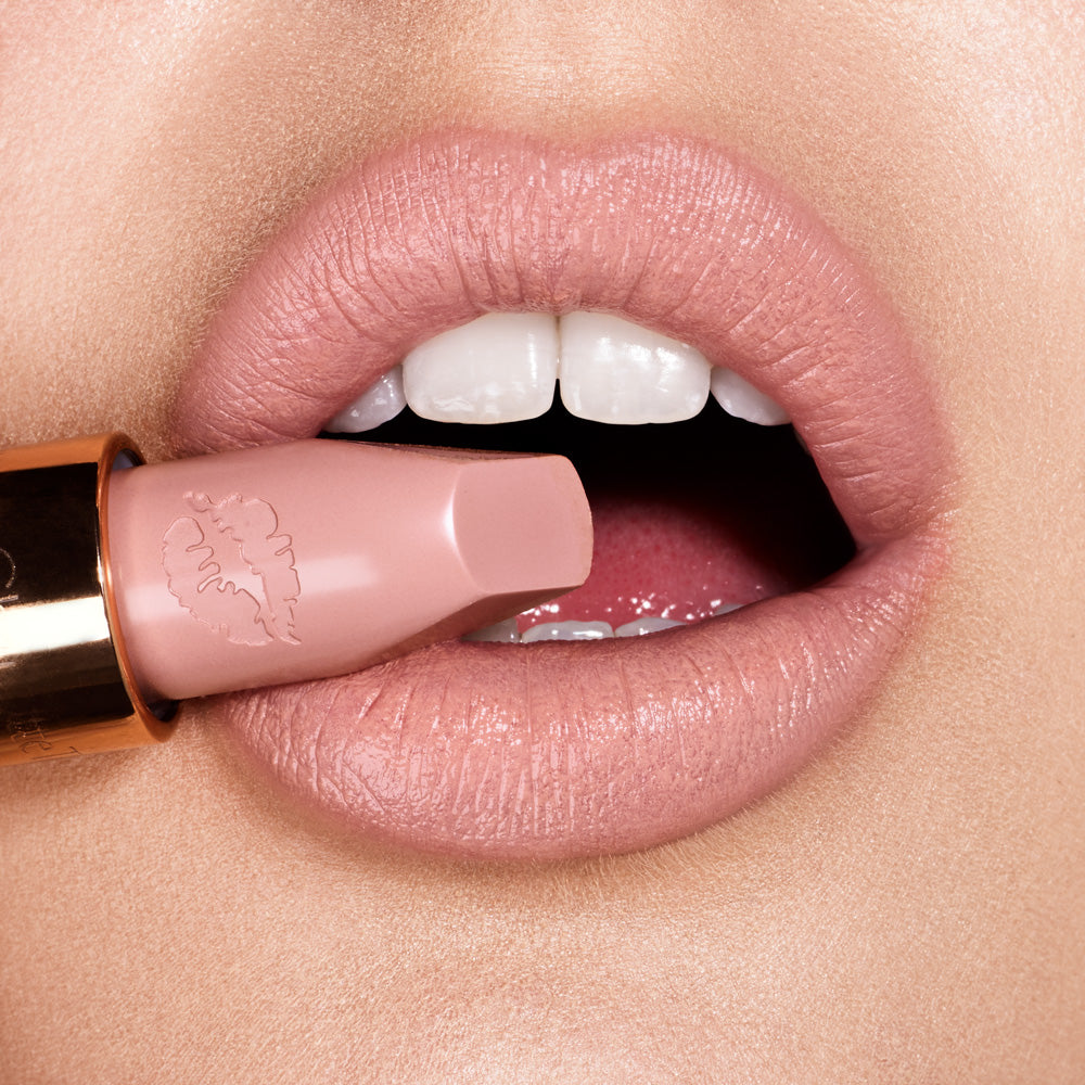 Charlotte Tilbury Hot Lips List - Kim K.W