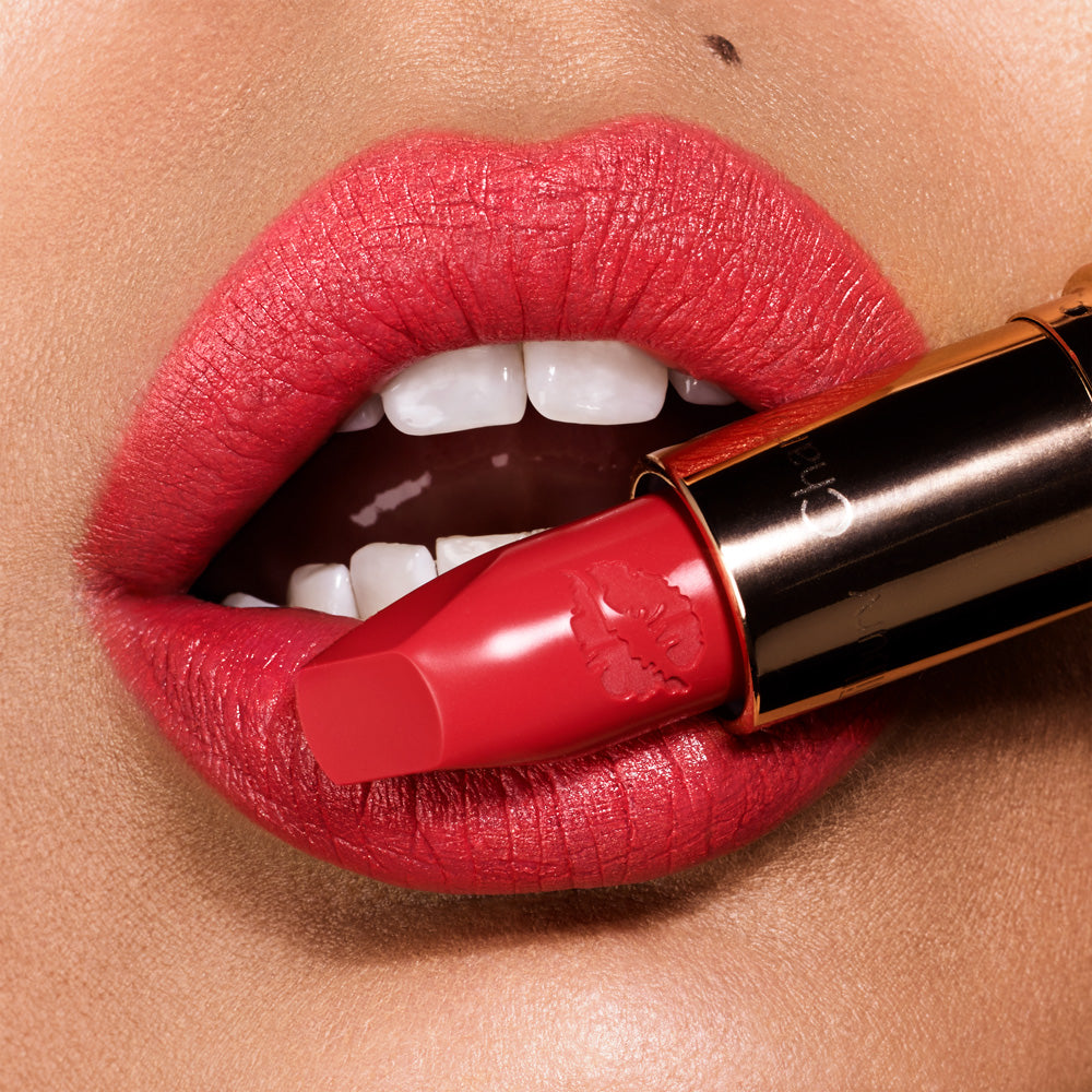Charlotte Tilbury Hot Lips List - Hot Emily