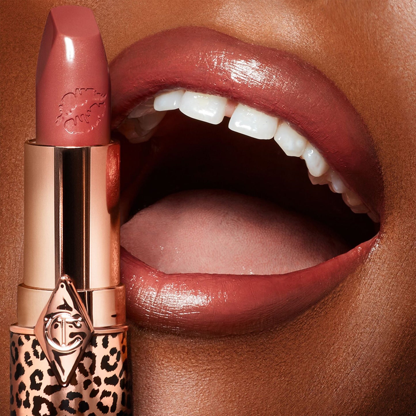 Charlotte Tilbury Hot Lips 2.0 - Glowing Jen