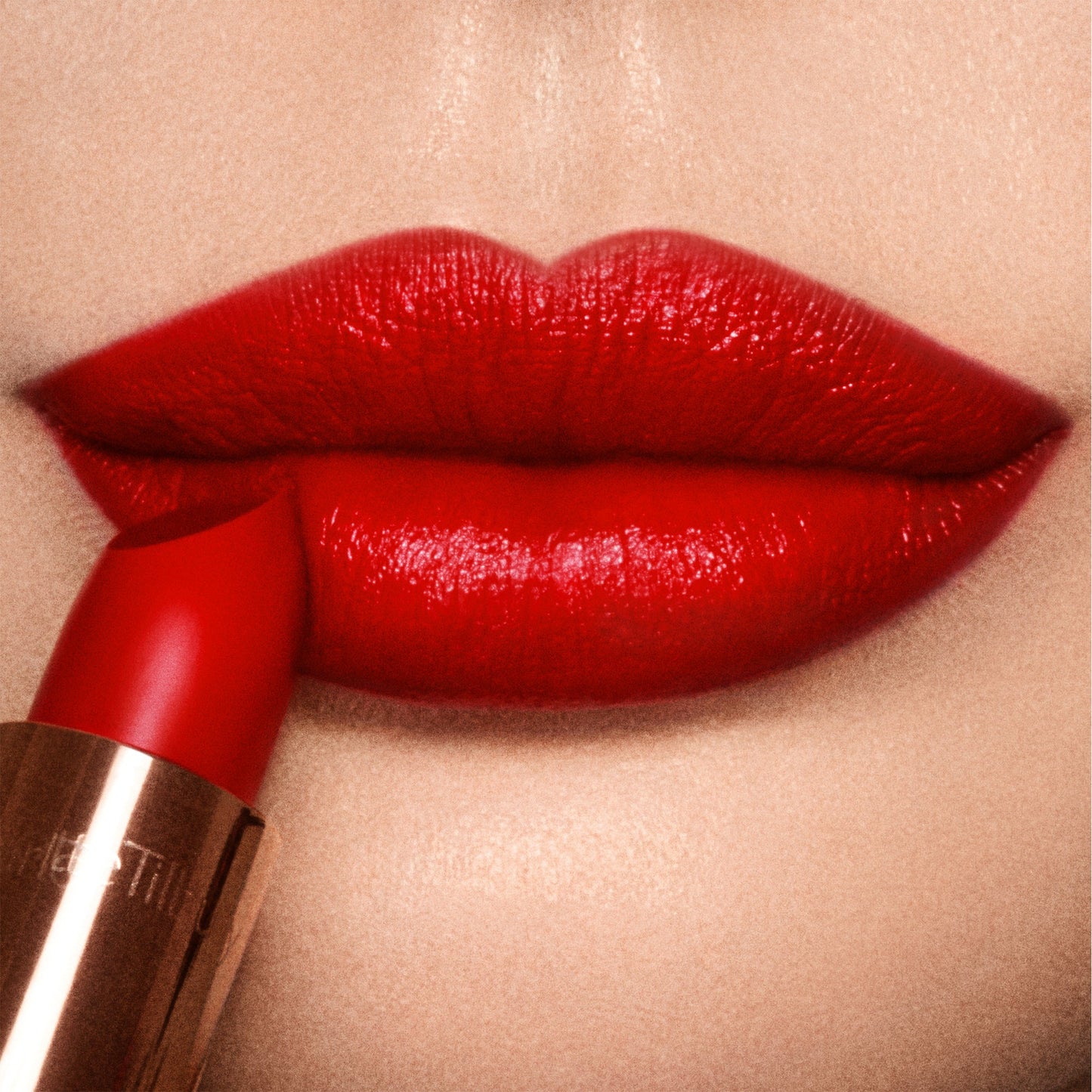Charlotte Tilbury K.I.S.S.I.N.G - So Red