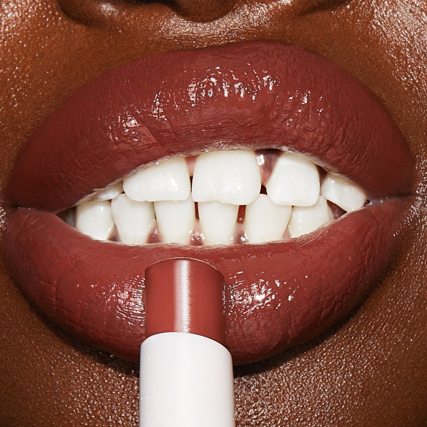 Charlotte Tilbury Hyaluronic Happikiss - Passion Kiss