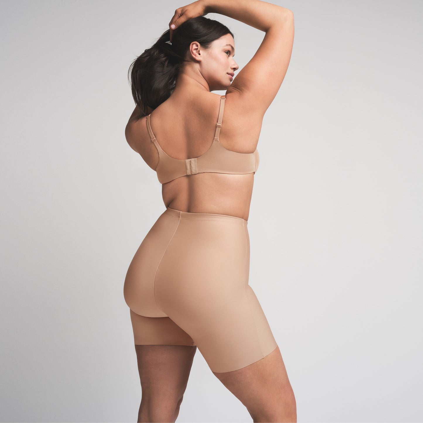 SKIMS Skims Body Butt Enhancing Short