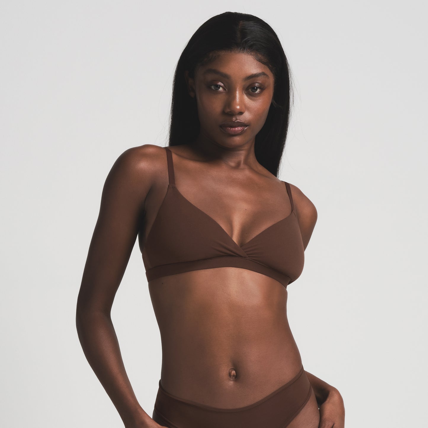 SKIMS Fits Everybody Crossover Bralette