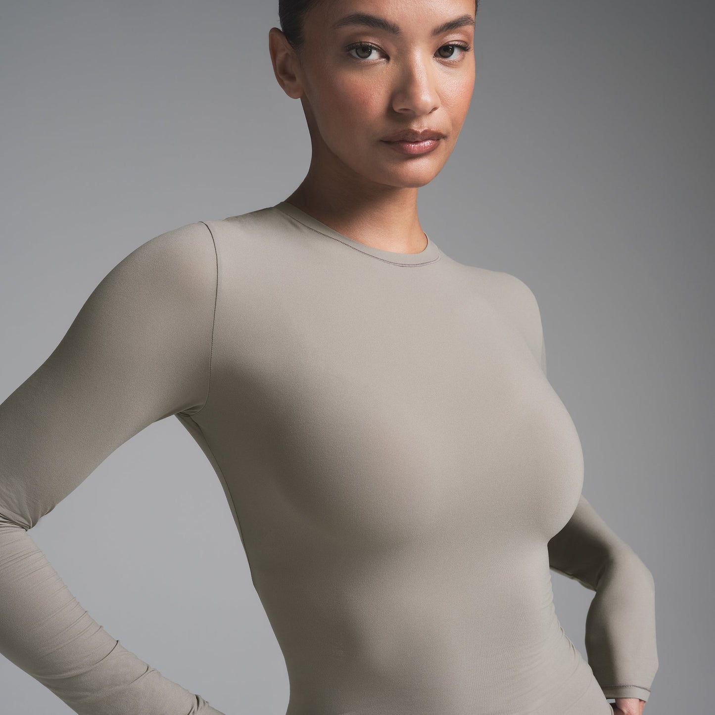 SKIMS Fits Everybody Long Sleeve T-Shirt