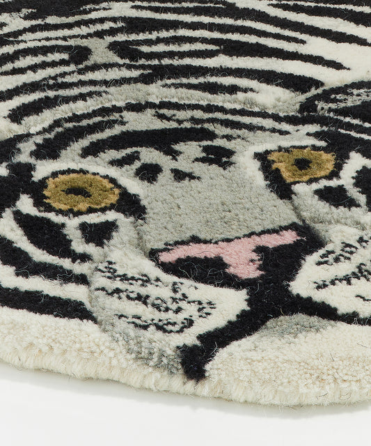 Doing Goods Snowy Tiger Rug Large