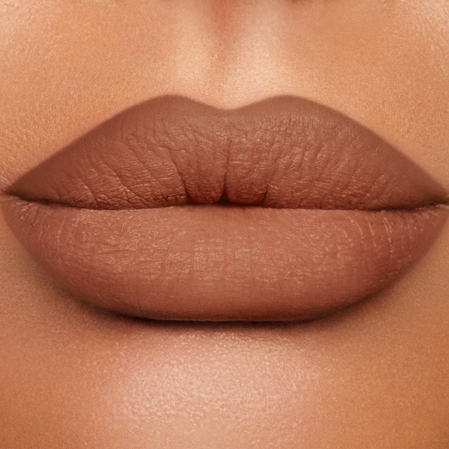 Charlotte Tilbury Lip Cheat - Foxy Brown