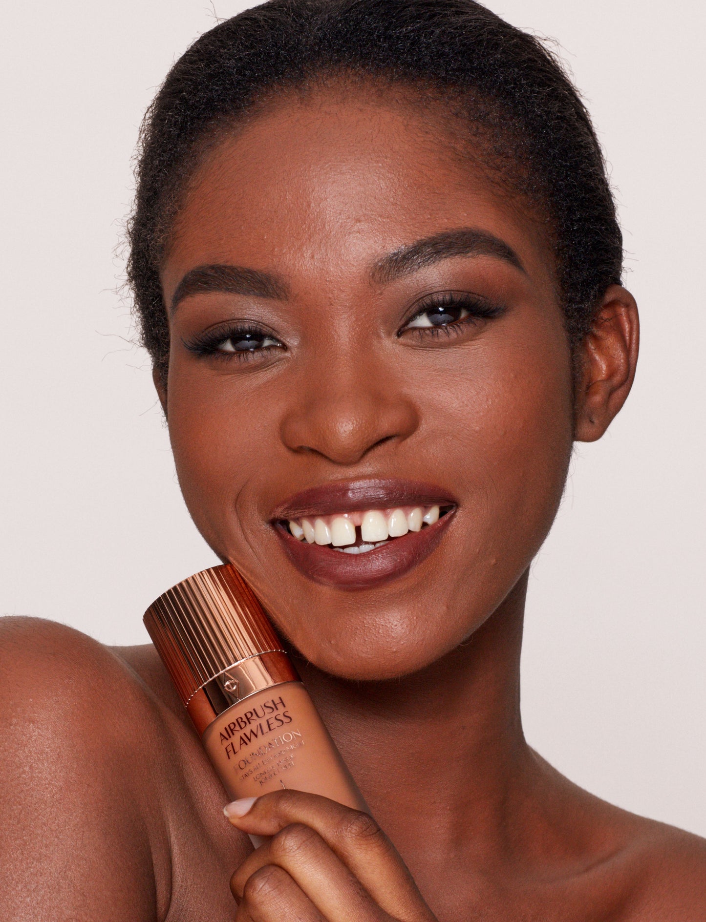 Charlotte Tilbury Airbrush Flawless Foundation - Shade 14 Neutral