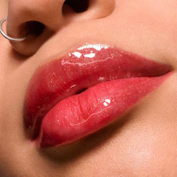 Mac Blowing Air Kisses Glossy Lip Duo - XMAS 2025