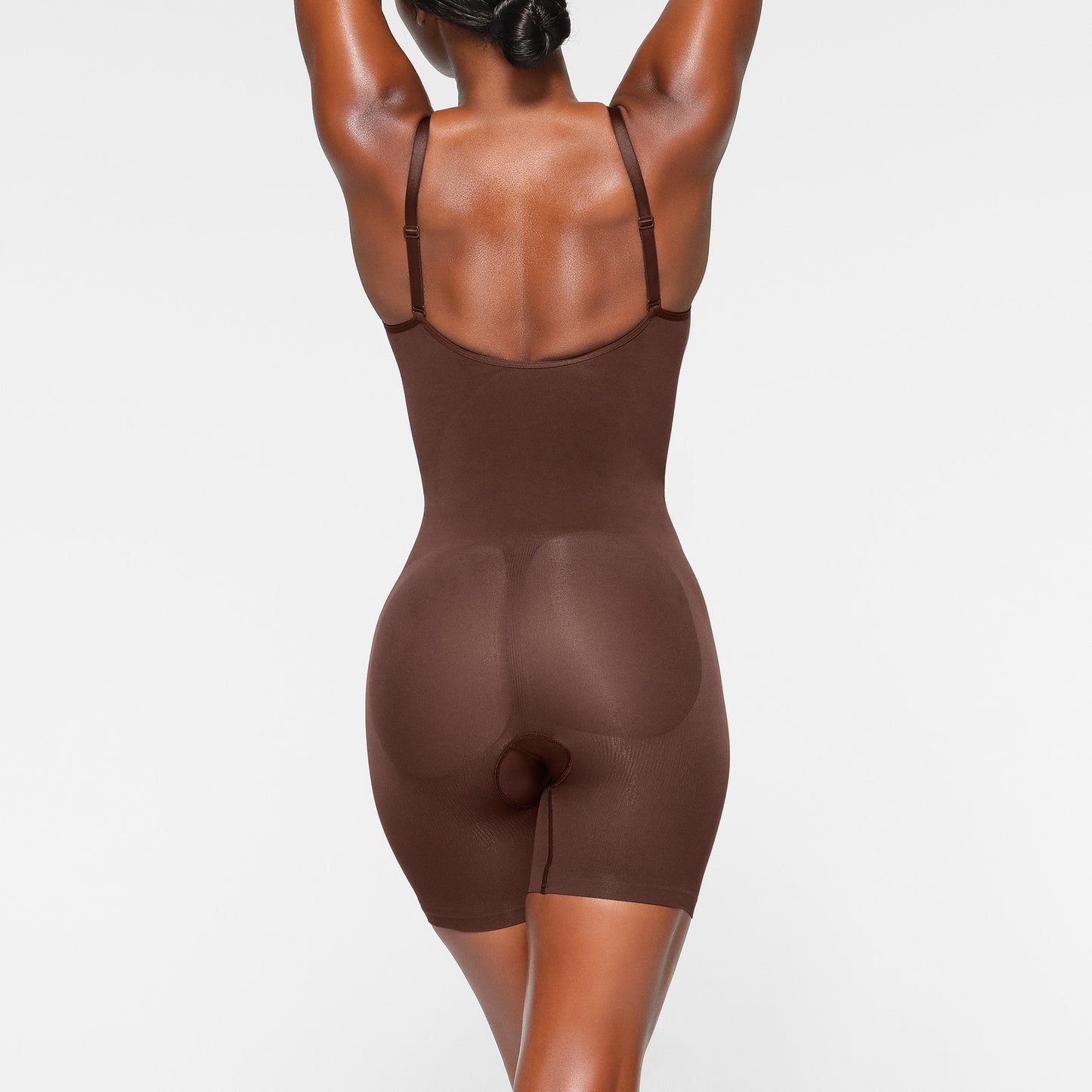 SKIMS Seamless Sculpt Mid Thigh Bodysuit