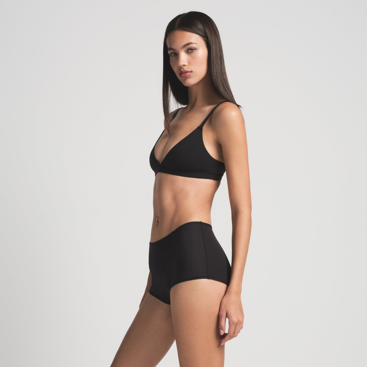 SKIMS Fits Everybody Boyshort