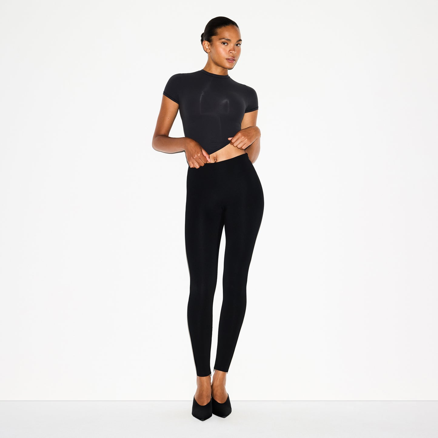 SKIMS The Essential High Waist Legging