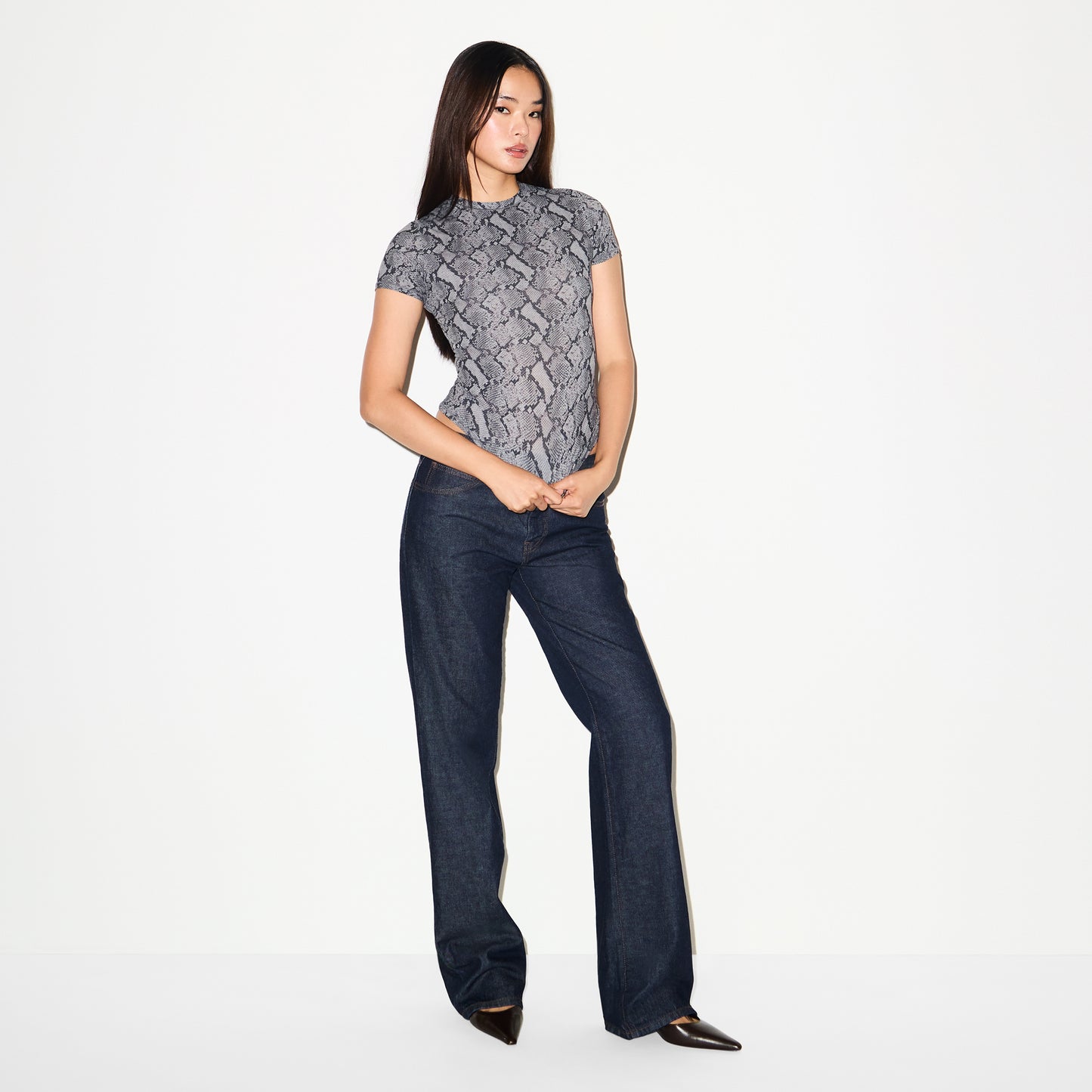 SKIMS Fits Everybody Short Sleeve T-Shirt